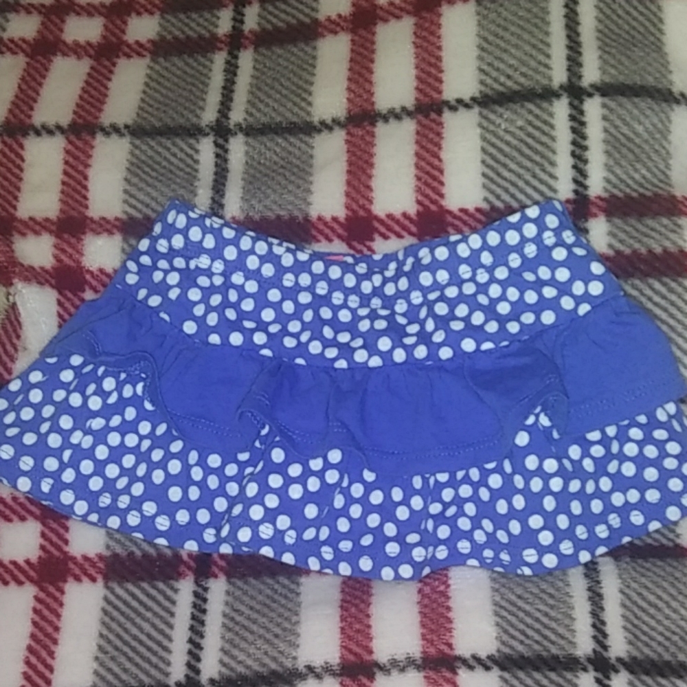Baby girl skirt size 6 months